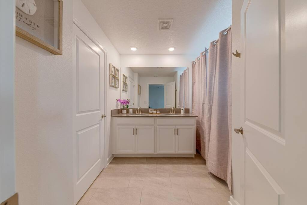 קיסימי Newly Listed Townhouse Storey Lake, Free Waterpark מראה חיצוני תמונה