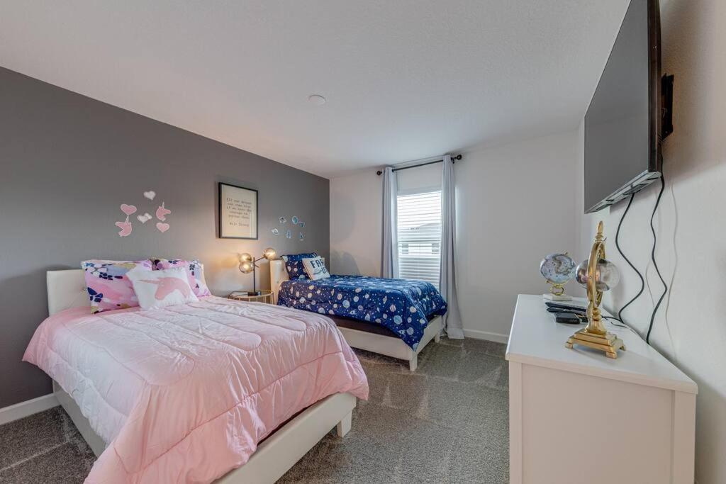 קיסימי Newly Listed Townhouse Storey Lake, Free Waterpark מראה חיצוני תמונה