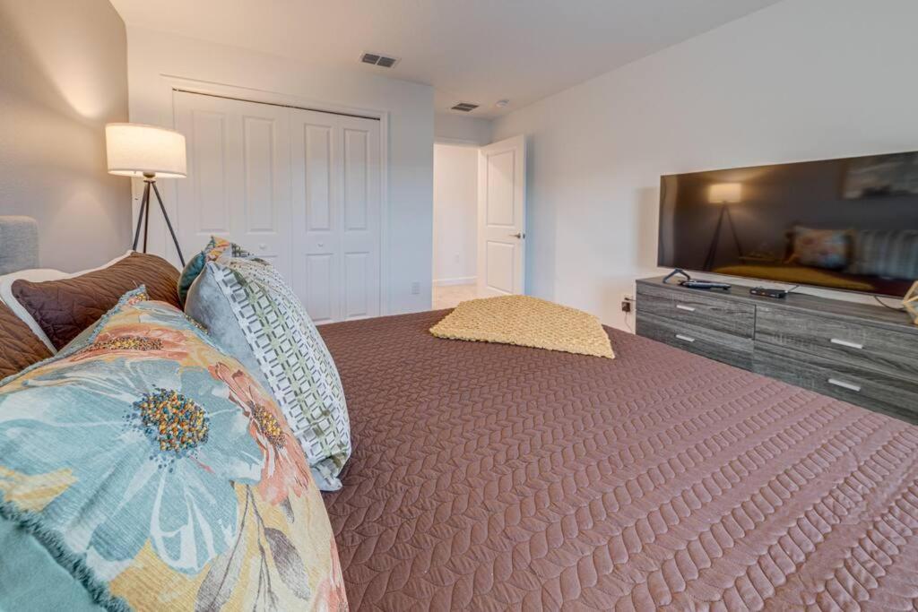קיסימי Newly Listed Townhouse Storey Lake, Free Waterpark מראה חיצוני תמונה