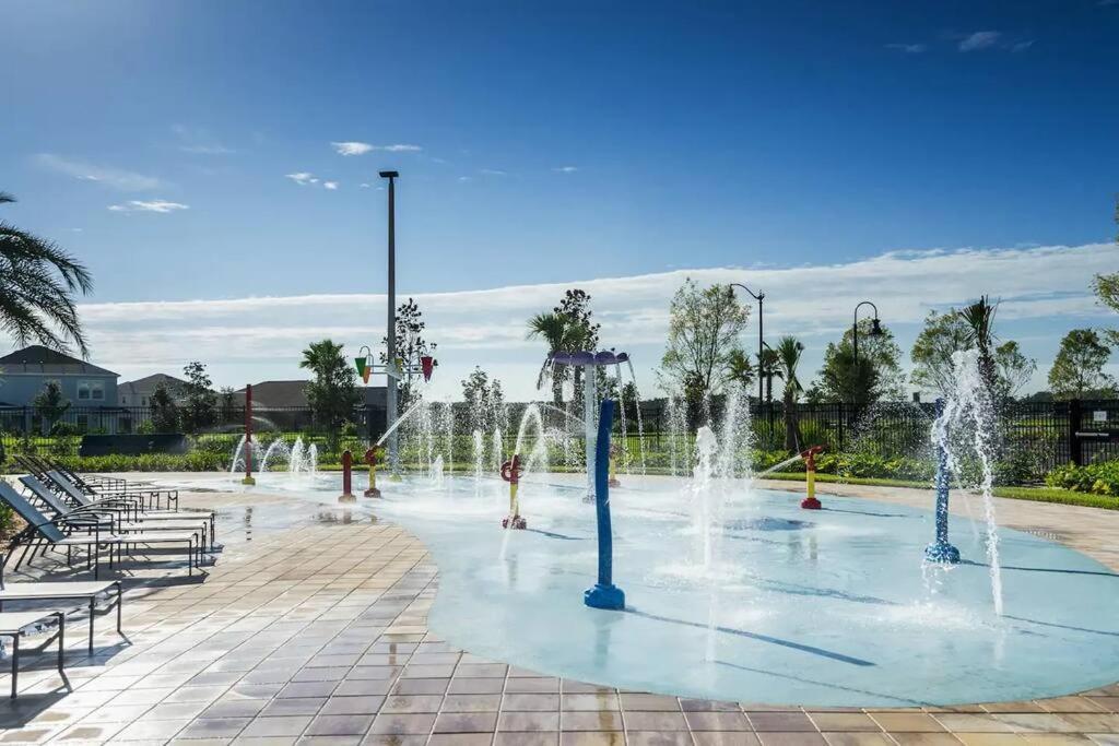 קיסימי Newly Listed Townhouse Storey Lake, Free Waterpark מראה חיצוני תמונה